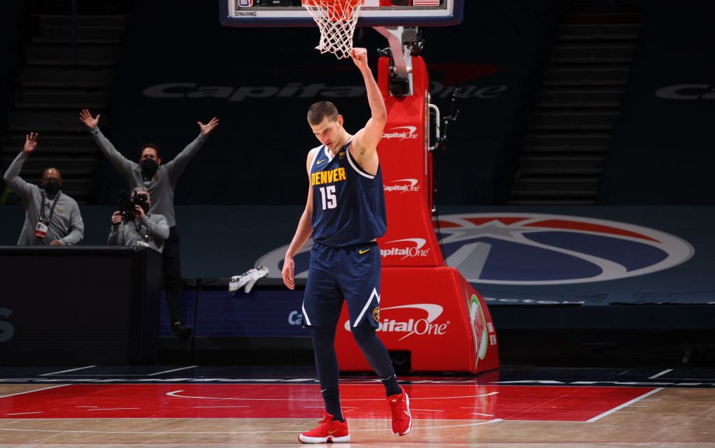 Nikola Jokic de los Nuggets nombrado MVP de la NBA 2020-21
