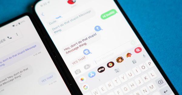 Google podría arreglar esos molestos mensajes de reacción de iMessage