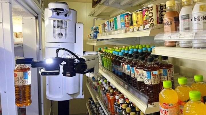 Lo más nuevo en la tienda de la esquina: un robot que almacena bebidas