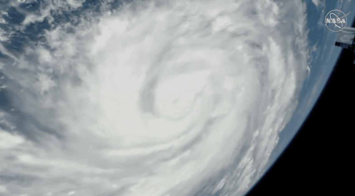 La NASA comparte un impresionante video del huracán Ian visto desde el espacio